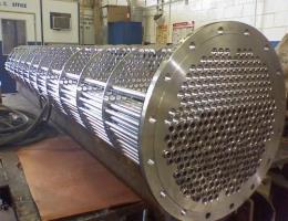 SHELL & TUBE HEAT EXCHANGERS(OIL / WATER / GAS)